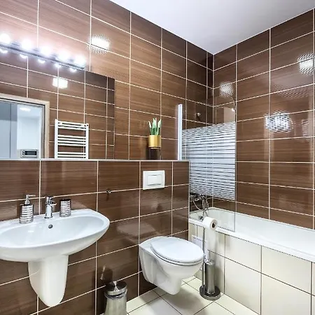 Tampa Gardens Sunny - Adults Only Apartamento *